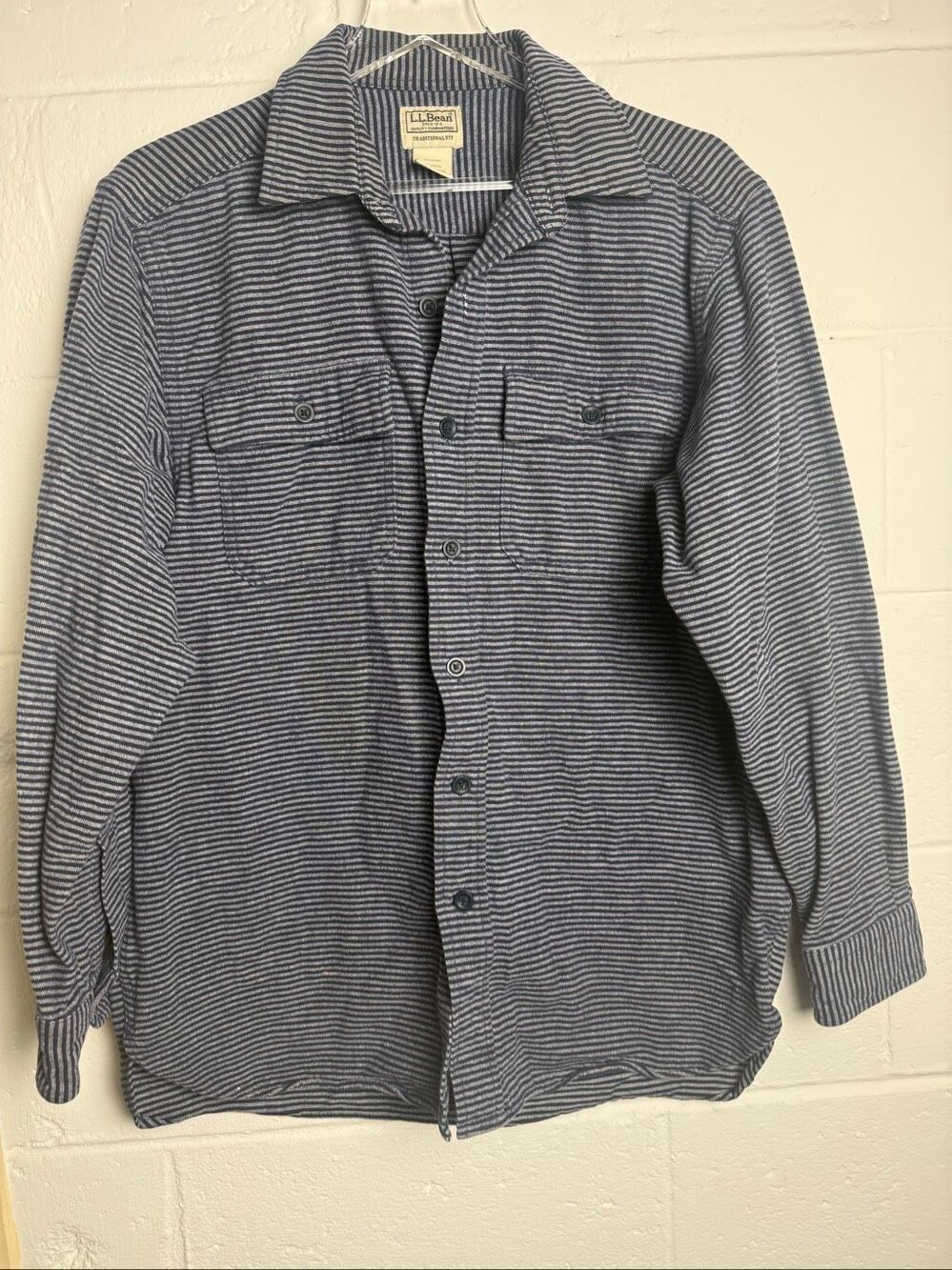 L.L.Bean Men’s Traditional Fit Striped Cotton Shirt Medium Blue Gray Utility Wor